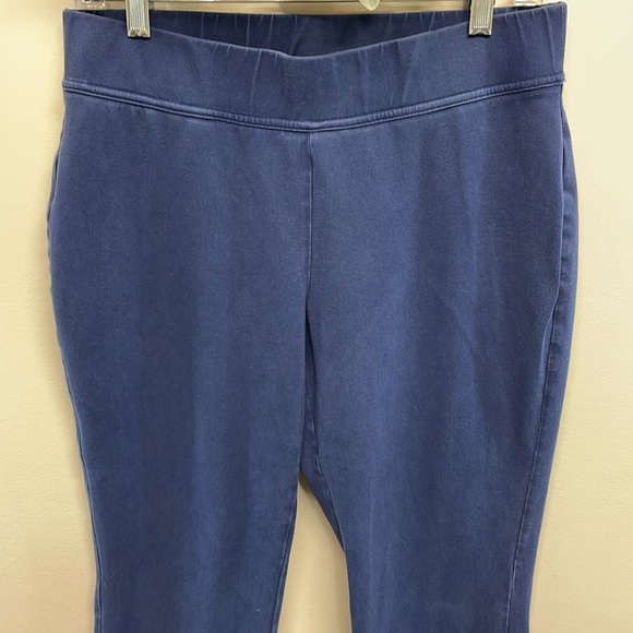 Lands’ End Starfish Mid Rise Slim Leg Pants Deep Sea Navy M/T (10-12) - Picture 2 of 16